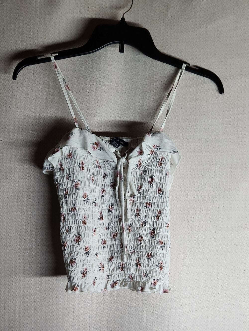 🚨2/$25 or 5/50  American Eagle Outfitters White Smocked Floral Cami